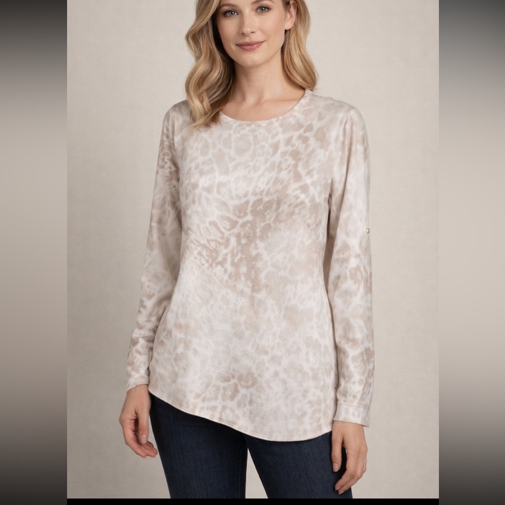 NWOT , Calvin Klein long sleeve top, size L